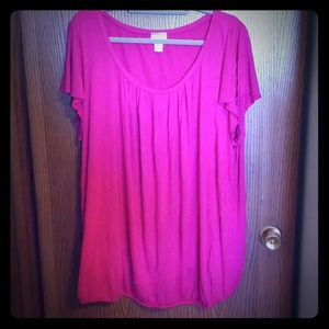 Oversized maternity short sleeve shirt